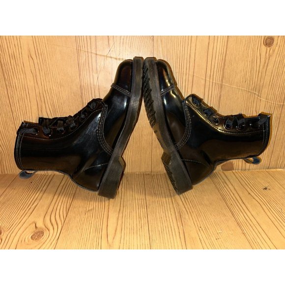Dr. Martens Grace Black Patent Leather Capper Boots Size 9 Ribbon Laces - Picture 4 of 9